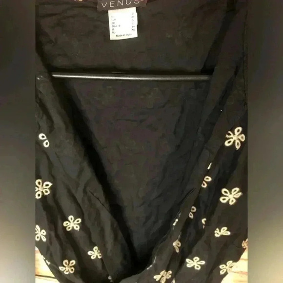 VENUS Women’s Black and Cream Floral Romper Many Sizes NWOT and NWT - Picture 6 of 15